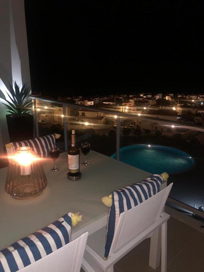 דירות נאזרה Sonho Do Mar Ap. מראה חיצוני תמונה